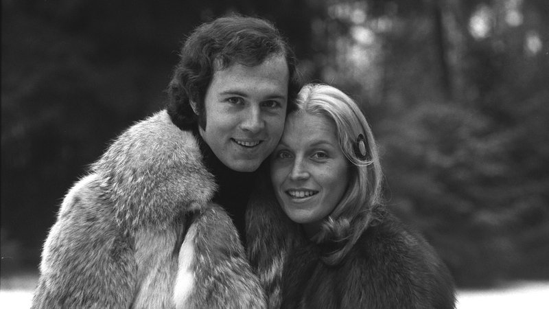 Prominente Pelz Träger | Bild: picture alliance / SvenSimon | SVEN SIMON Prominente Pelz Träger