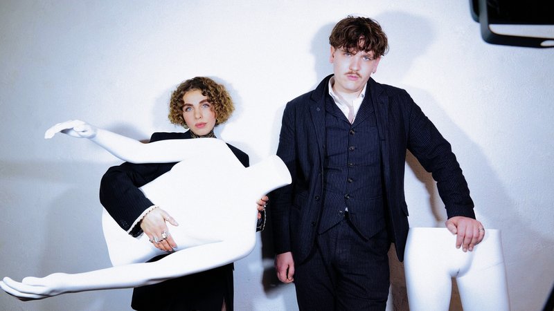 Malva Scherer und Quirin Ebnet bilden das Duo "Malva". | Bild: Zana Helff Malva Scherer und Quirin Ebnet bilden das Duo "Malva".