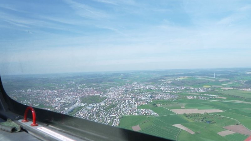 Blick aus dem Flugzeug der Luftbeobachter