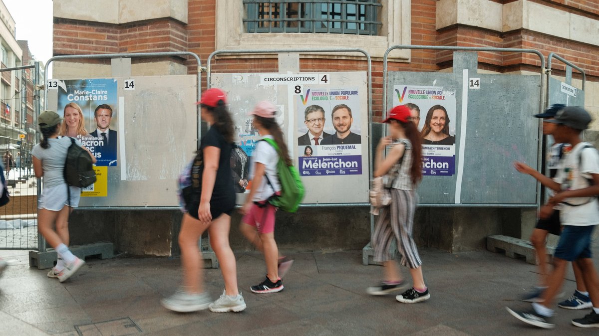 Frankreich: Macrons Bündnis könnte absolute Mehrheit verlieren 