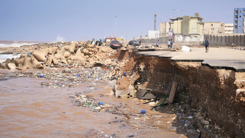 Nach dem Sturm sind die Verwüstungen in Libyen schwer. Besonders betroffen ist die Stadt Darna.
