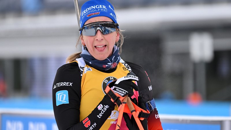 11.01.2025, Thüringen, Oberhof: Biathlon: Weltcup, Verfolgung 10 km, Damen. Franziska Preuß aus Deutschland kommt als Zwanzigste ins Ziel. Foto: Martin Schutt/dpa +++ dpa-Bildfunk +++ | Bild: dpa-Bildfunk/Martin Schutt 11.01.2025, Thüringen, Oberhof: Biathlon: Weltcup, Verfolgung 10 km, Damen. Franziska Preuß aus Deutschland kommt als Zwanzigste ins Ziel. Foto: Martin Schutt/dpa +++ dpa-Bildfunk +++
