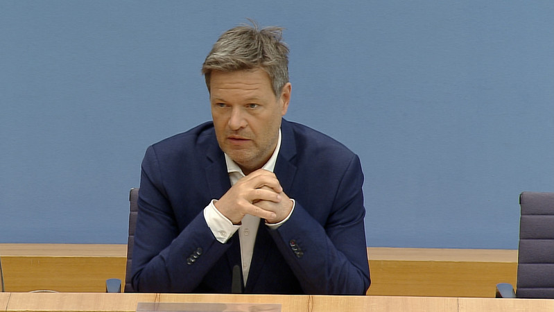 Wirtschaftsminister Habeck in Berlin | Bild: BR Wirtschaftsminister Habeck in Berlin