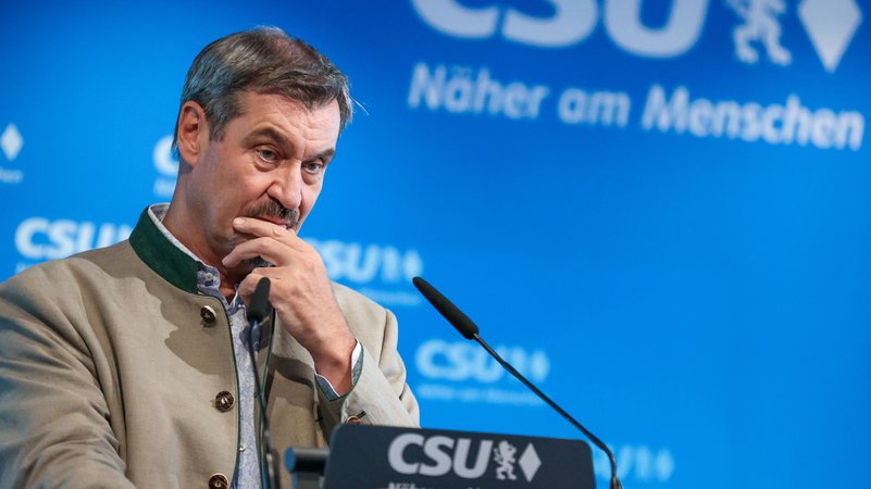 Pressekonferenz nach Sitzung des CSU- Vorstands | Bild: picture alliance/dpa/Revierfoto Pressekonferenz nach Sitzung des CSU- Vorstands