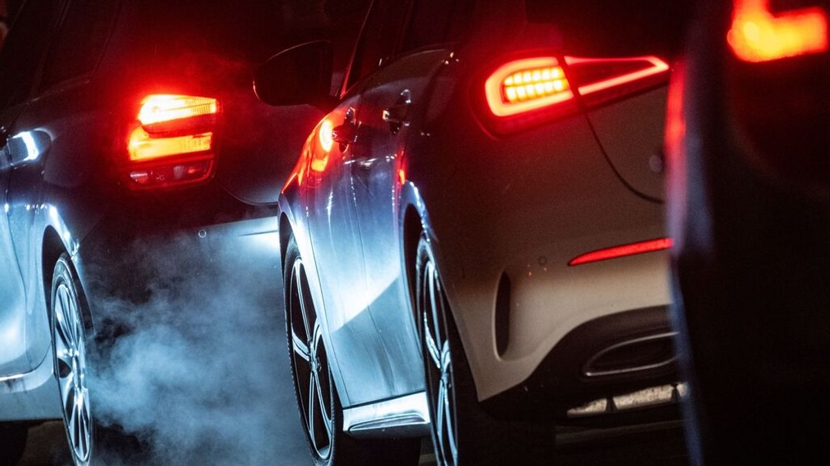 Experten üben heftige Kritik an Abkehr vom Verbrenner-Aus