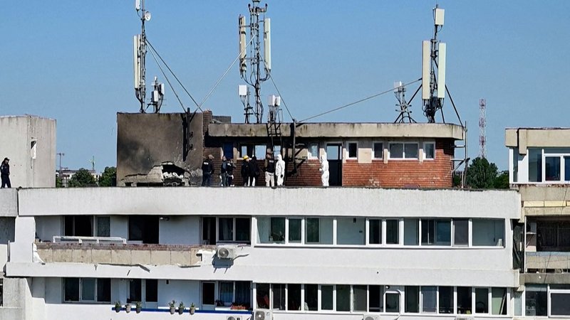 Ein rumänisches Wohnhaus wurde von einer russischen Drohne getroffen. | Bild: BR Ein rumänisches Wohnhaus wurde von einer russischen Drohne getroffen.