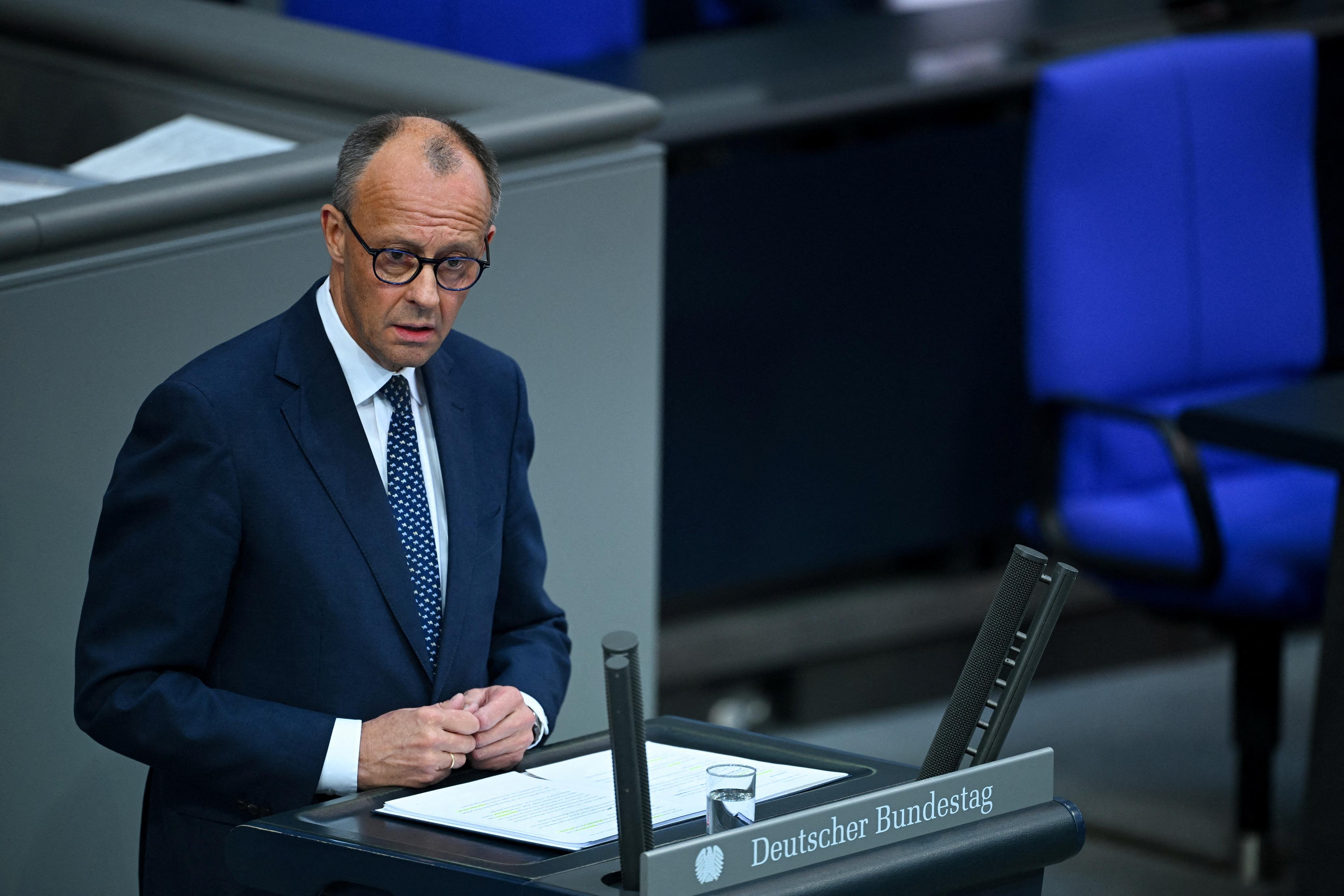 Regierungserklärung im Bundestag: Merz will Bundeswehr zu stärksten Armee Europas machen