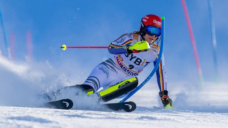 Lena Dürr beim Slalom in Gurgl | Bild: picture alliance / EXPA / APA / picturedesk.com | EXPA Lena Dürr beim Slalom in Gurgl