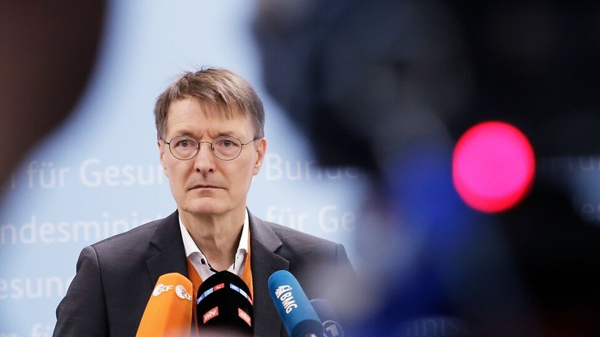 Karl Lauterbach (SPD), Bundesgesundheitsminister, spricht bei einer Pressekonferenz zu aktuellen Gesetzesvorhaben (Archivbild vom 11.01.2024) 