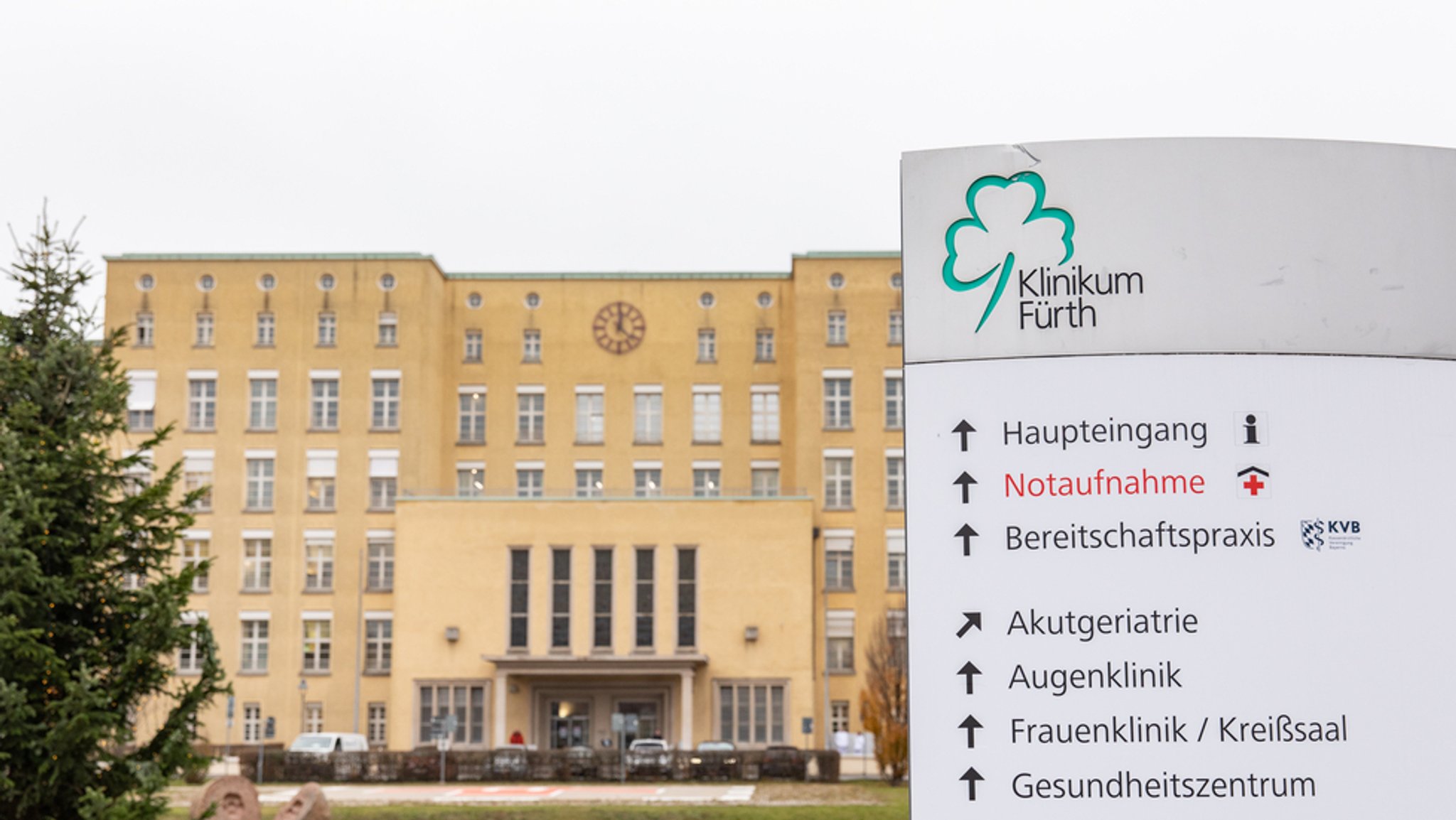 Haupteingang des Klinikums Fürth