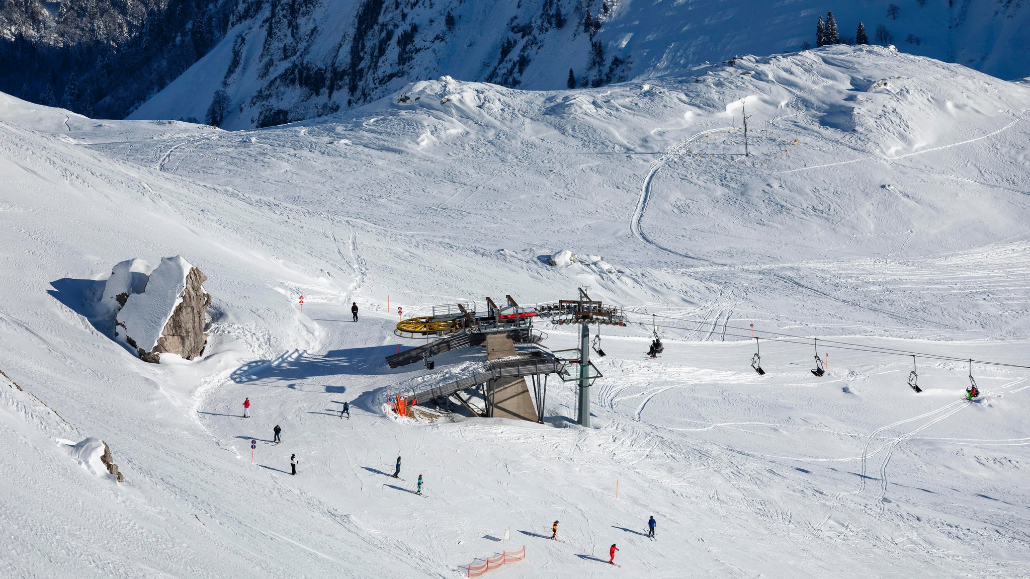 Ein Archivbild zeigt die vergangene Ski-Saison im Allgäu, hier am Nebelhorn in Oberstdorf.