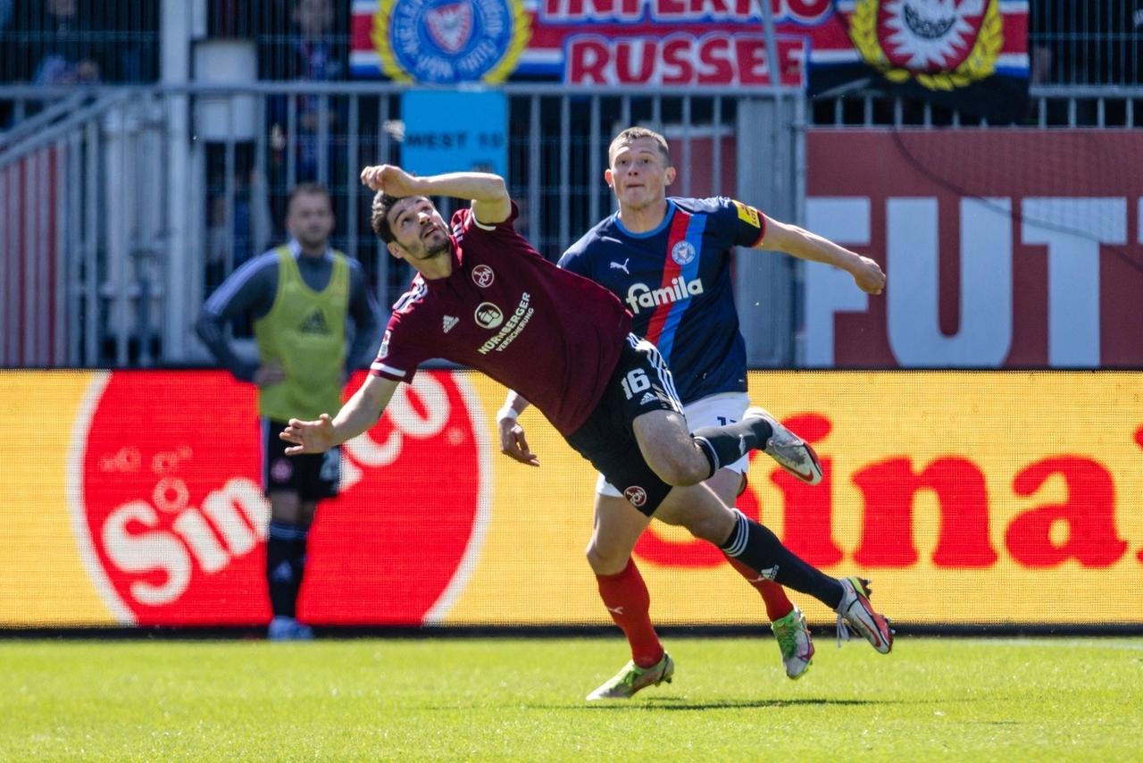 2. Fußball-Bundesliga : 33. Spieltag: Holstein Kiel - 1. FC Nürnberg