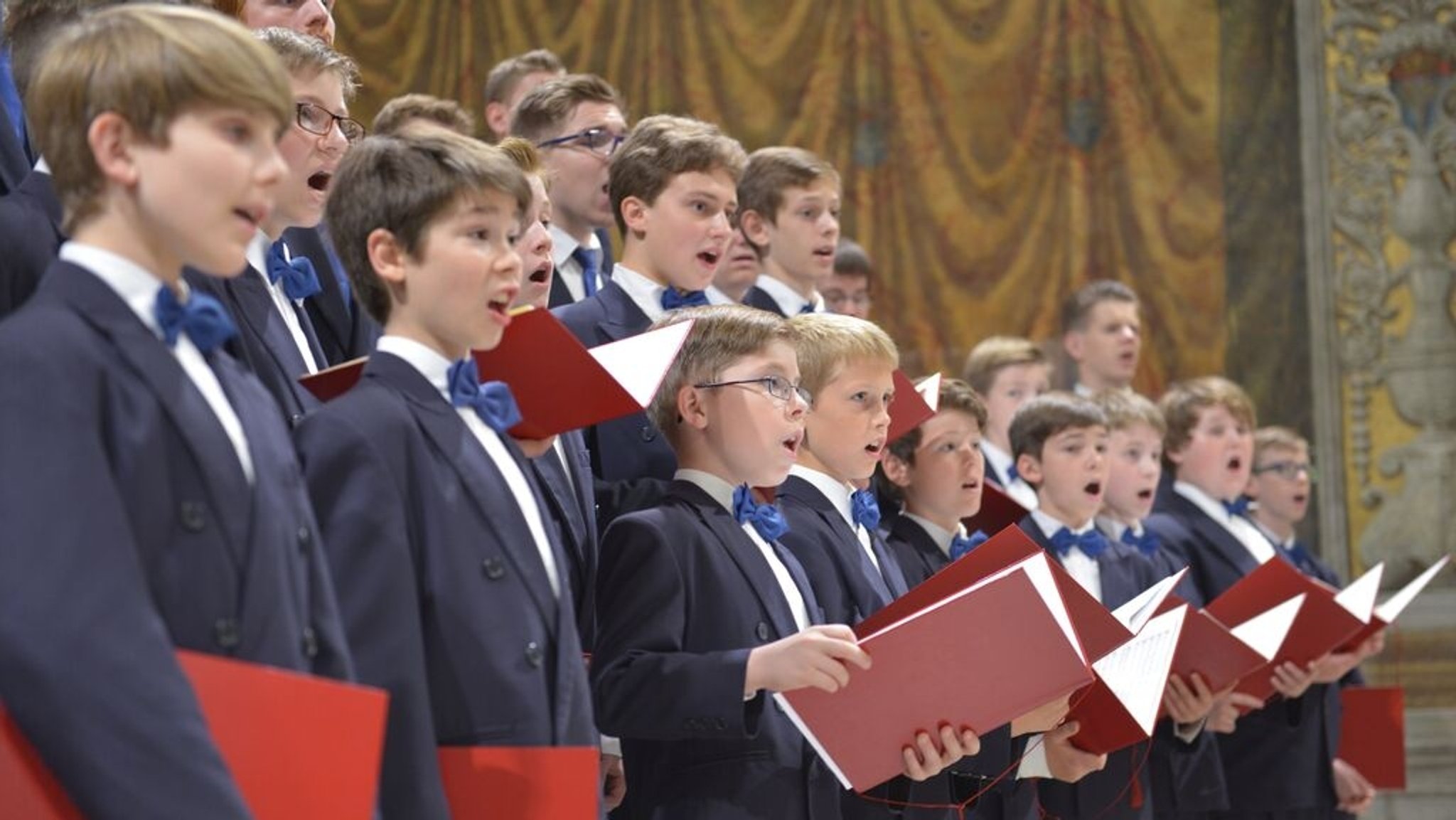 Singen wie in alten Zeiten: Ehemaligentreffen in Windsbach