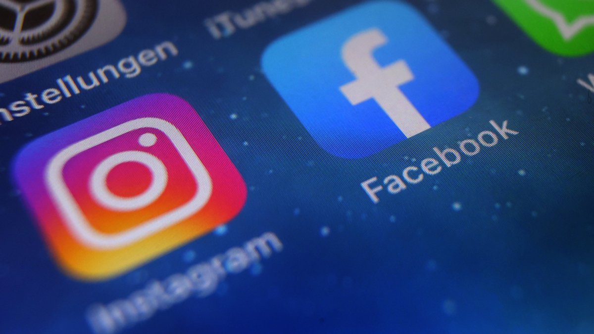Die Symbole der Apps Instagram und Facebook.