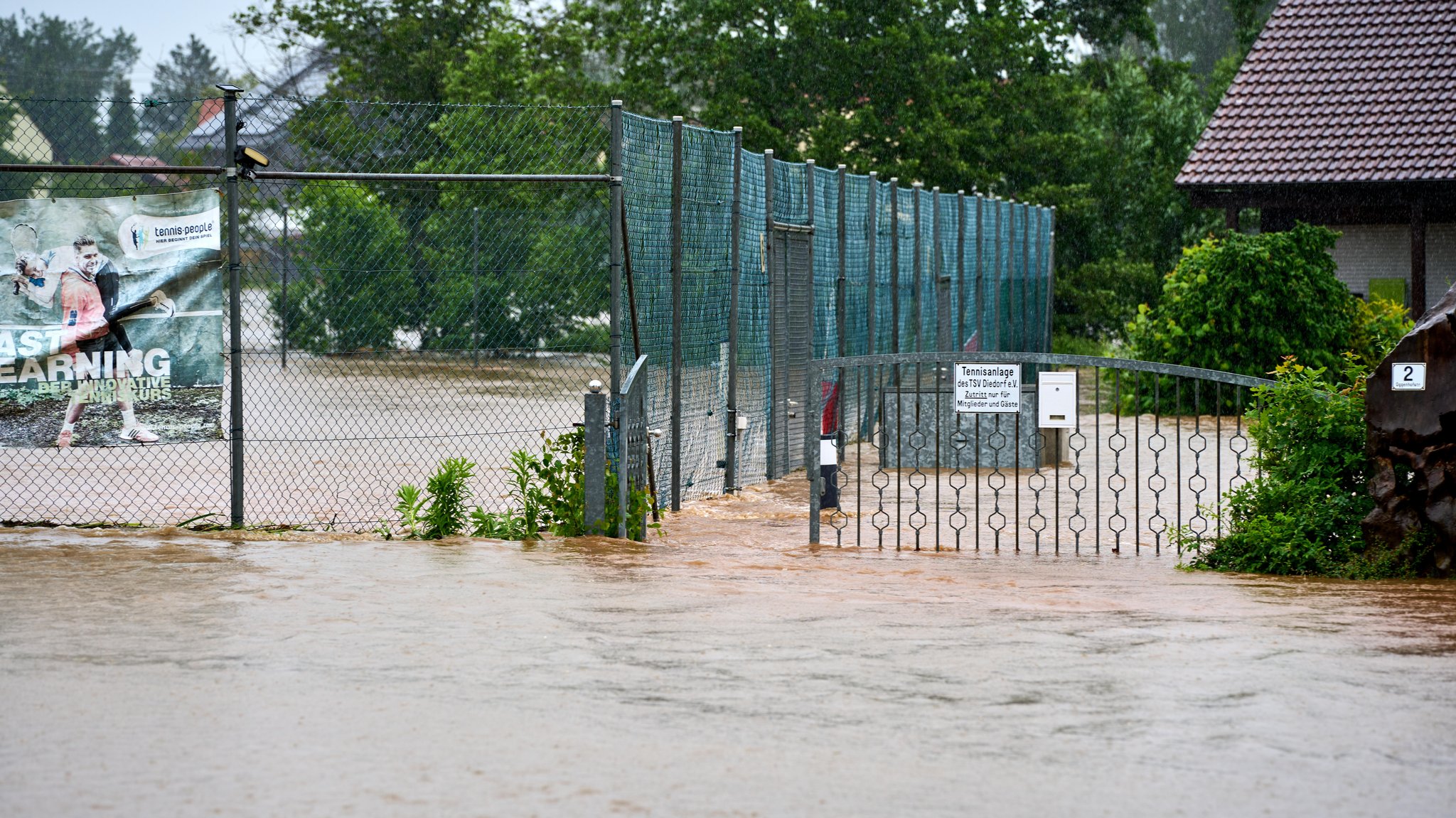 Nach Hochwasser im Landkreis Augsburg: Bürger machen Druck