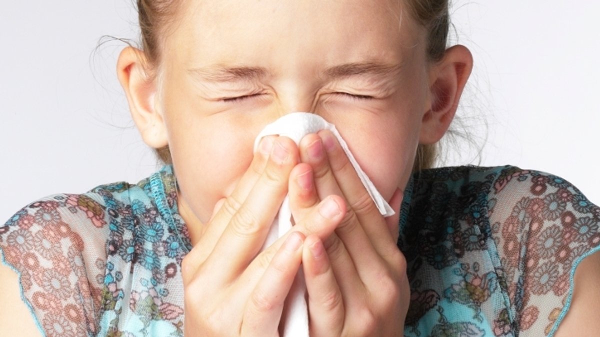 Infekte verhindern: Wie verbreiten sich Erkältungsviren?