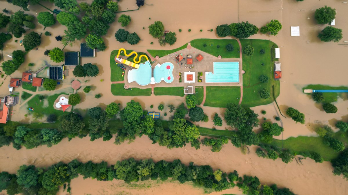 Überschwemmtes Freibad in Leibniz/Südsteiermark