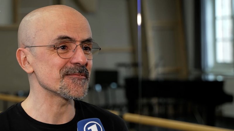Ballettdirektor Goyo Montero im Interview. | Bild: BR Ballettdirektor Goyo Montero im Interview.