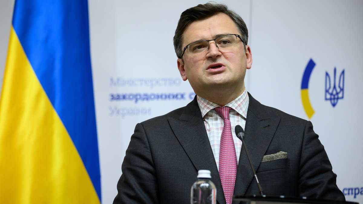 Dmytro Kuleba, Außenminister der Ukraine, spricht zu den Medien während einer Pressekonferenz 