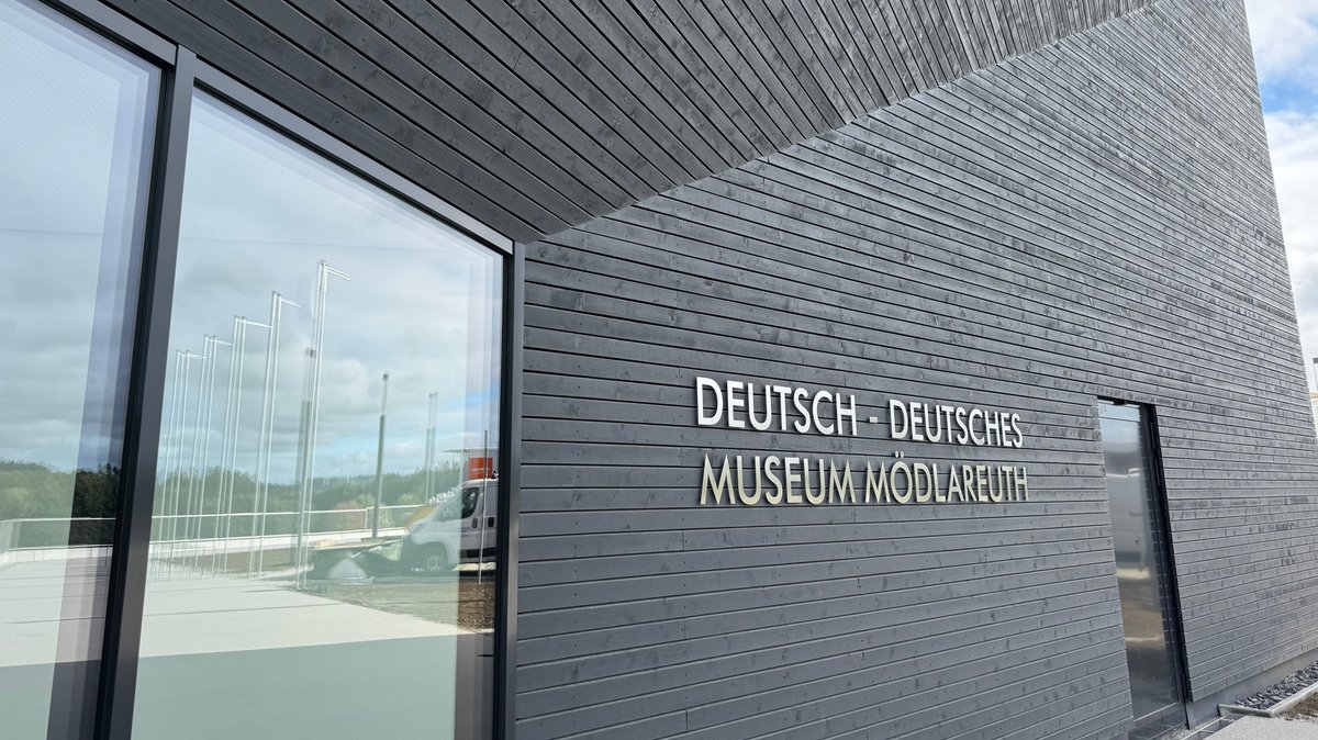 Museumsneubau in Mödlareuth: Einweihung mit Steinmeier