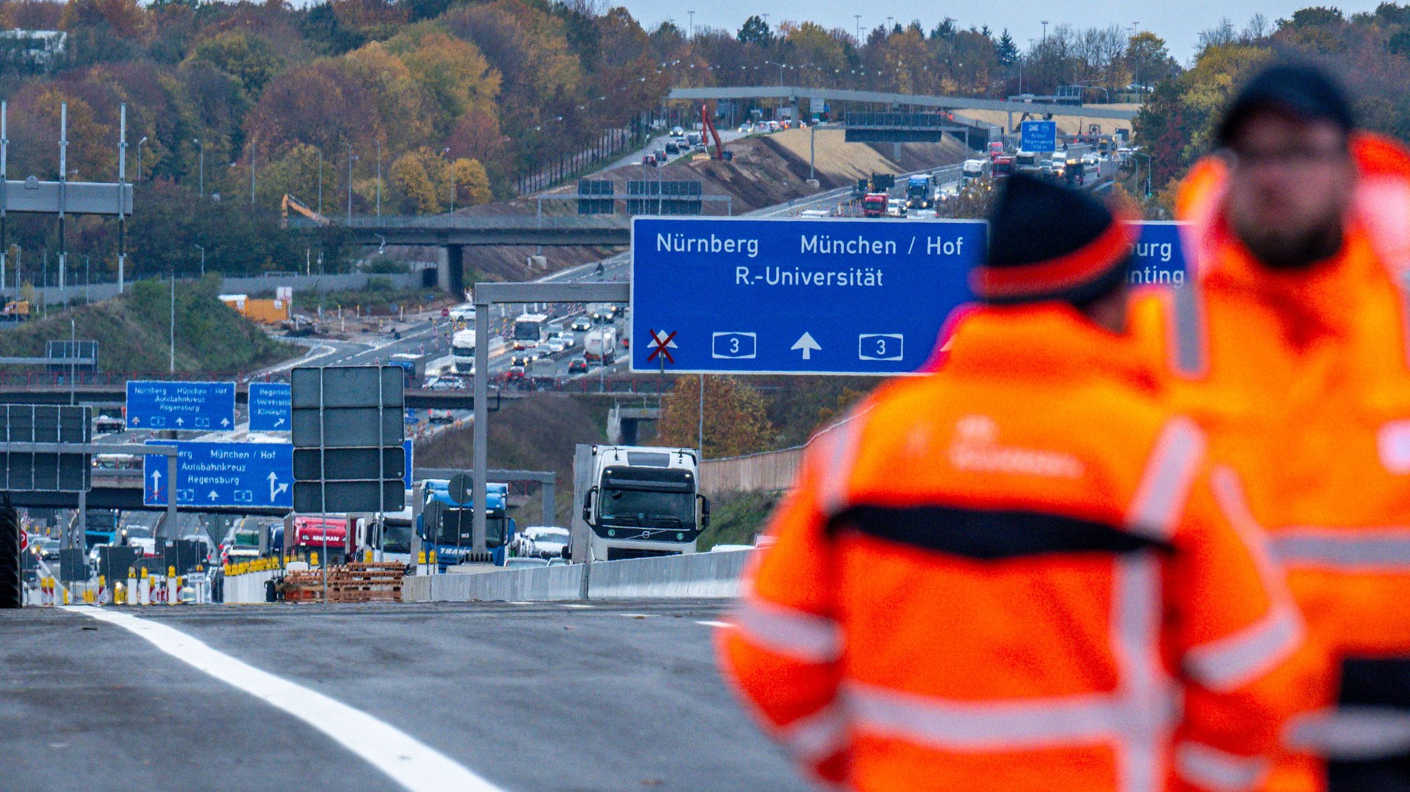 Die A3 bei Regensburg während der Bauarbeiten.