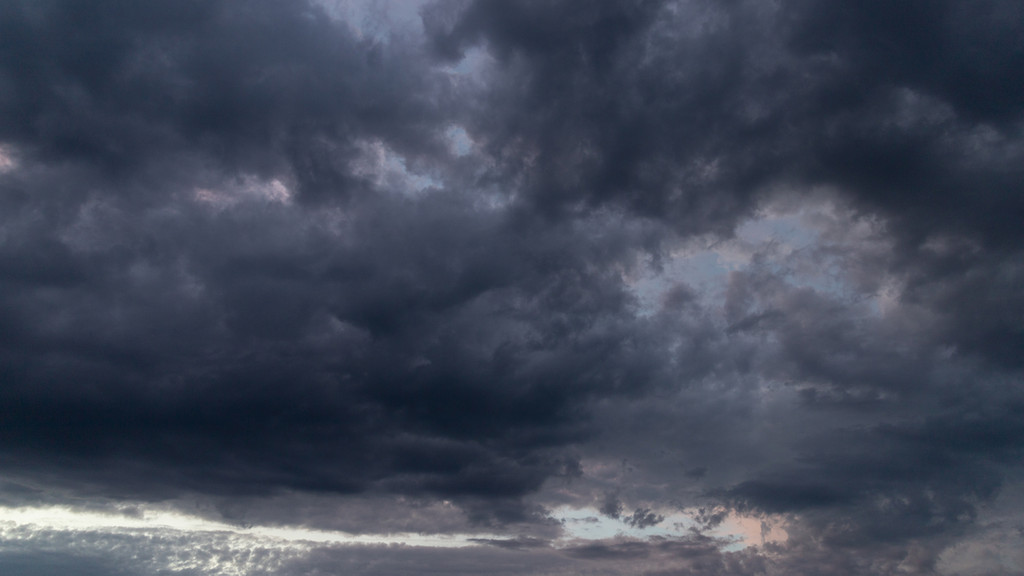 Unwetterwolken am Himmel (Archivbild)
