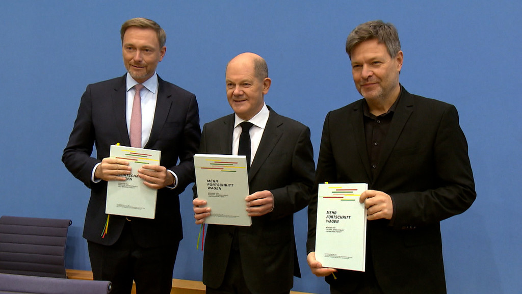 Lindner, Scholz, Habeck | Bild: BR Lindner, Scholz, Habeck