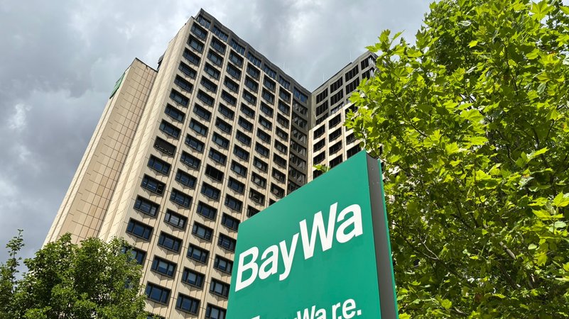 (Symbolbild) Seit Juli vergangenen Jahres ist der Agrar- und Handelskonzern ein Sanierungsfall, mindestens 1.300 Mitarbeiterinnen und Mitarbeiter verlieren ihren Job. | Bild: BR / Arne Meyer-Fünffinger (Symbolbild) Seit Juli vergangenen Jahres ist der Agrar- und Handelskonzern ein Sanierungsfall, mindestens 1.300 Mitarbeiterinnen und Mitarbeiter verlieren ihren Job.