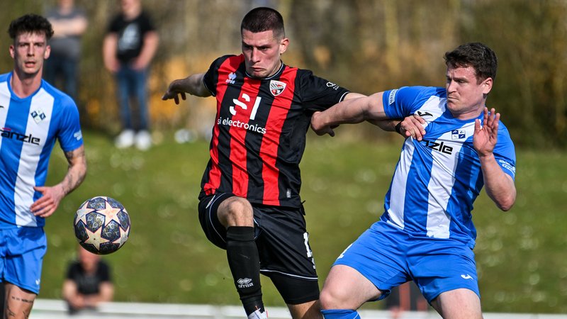 FV Illertissen - FC Ingolstadt | Bild: picture-alliance/dpa FV Illertissen - FC Ingolstadt