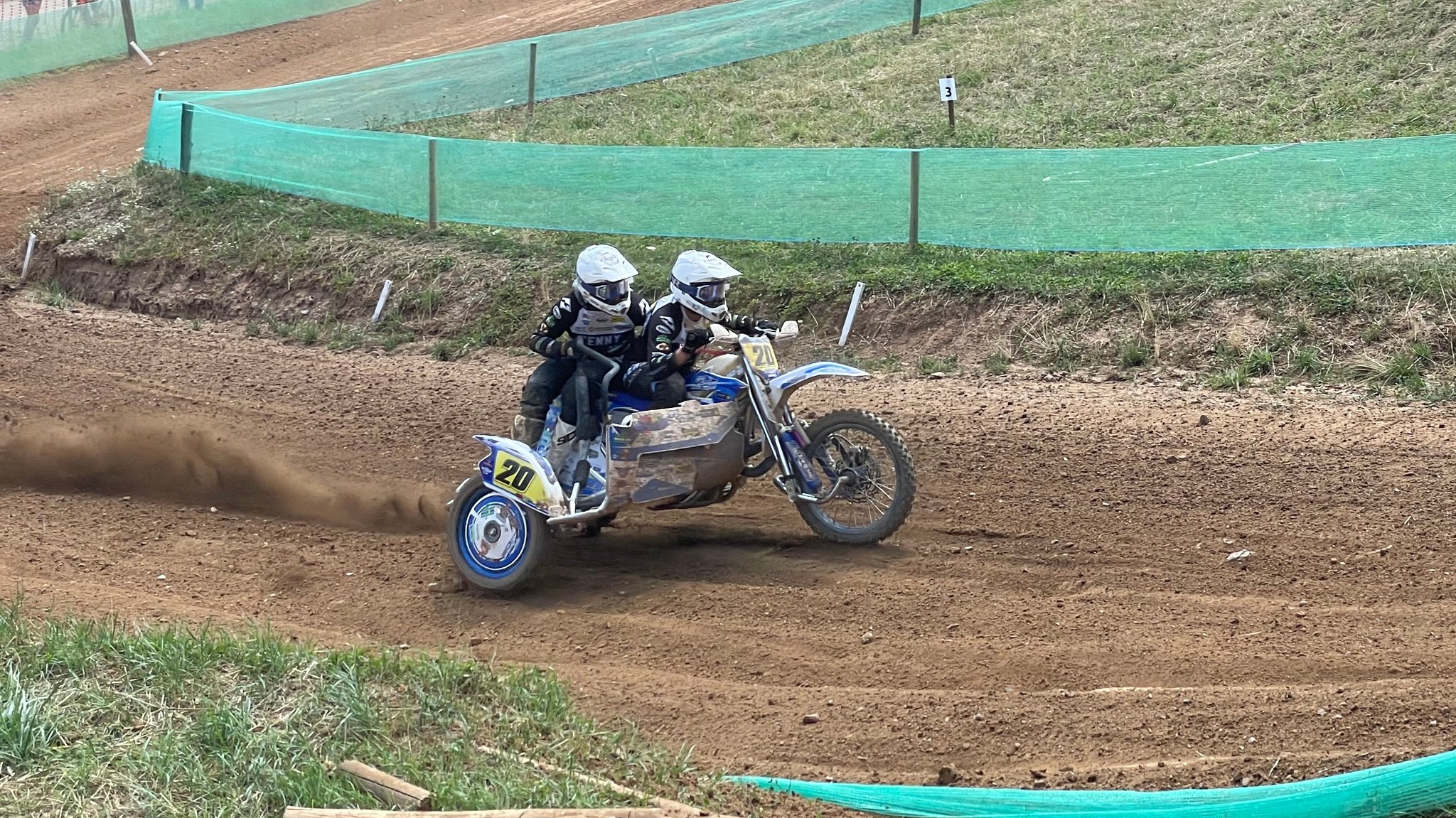 Seitenwagen-Motocross: Weltmeisterschaft in Bessenbach