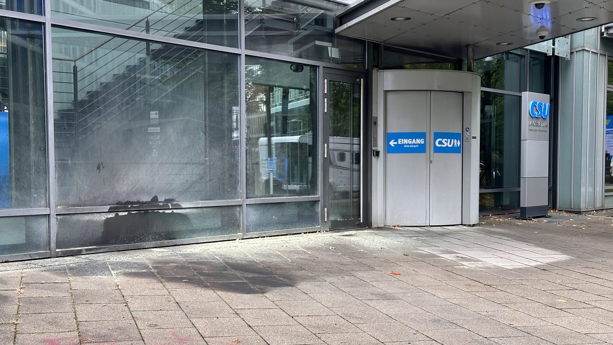 Brandanschlag auf CSU-Parteizentrale – Staatsschutz ermittelt 