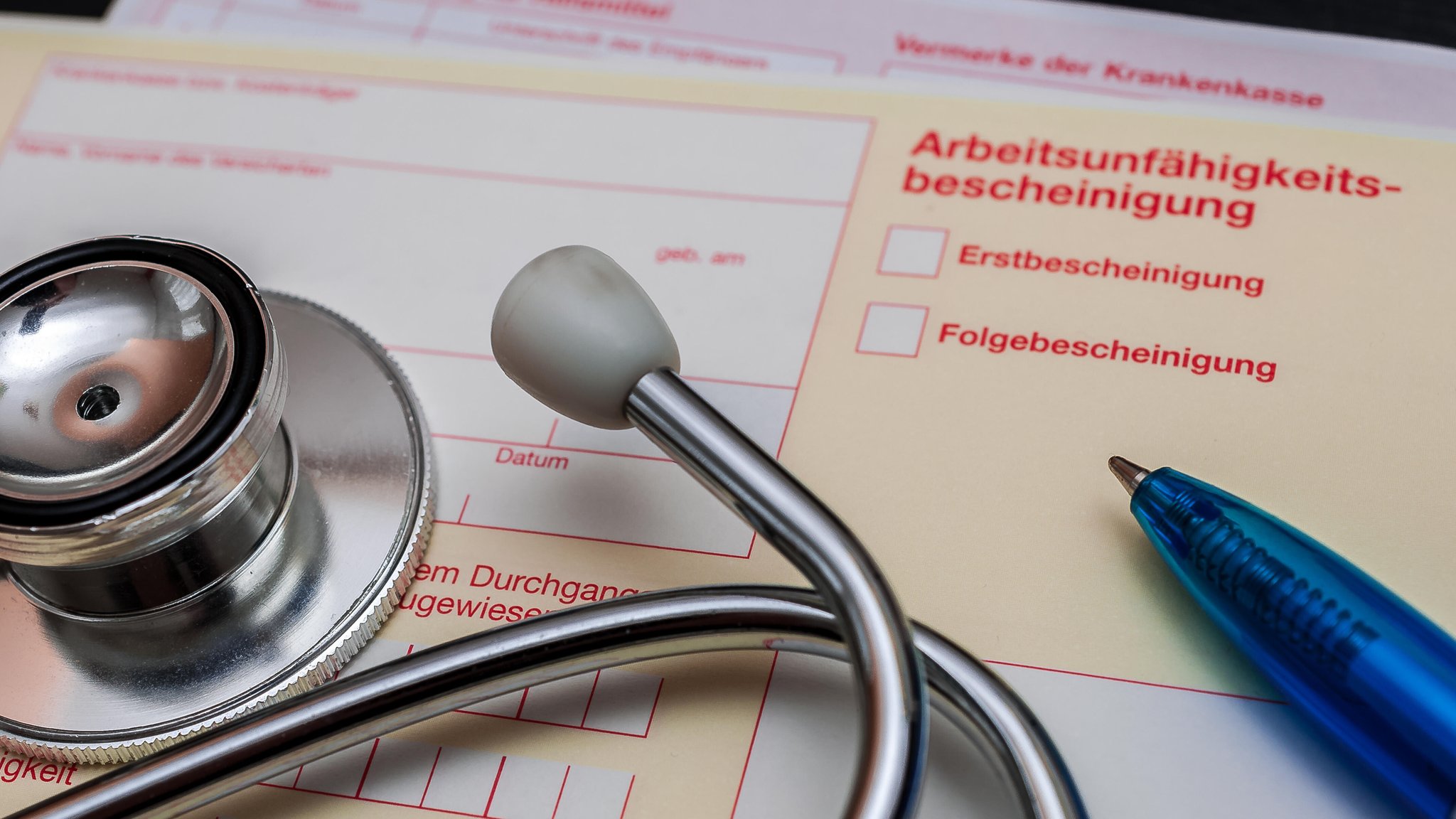 Kassenärzte-Chef für Lockerungen bei Krankschreibungen
