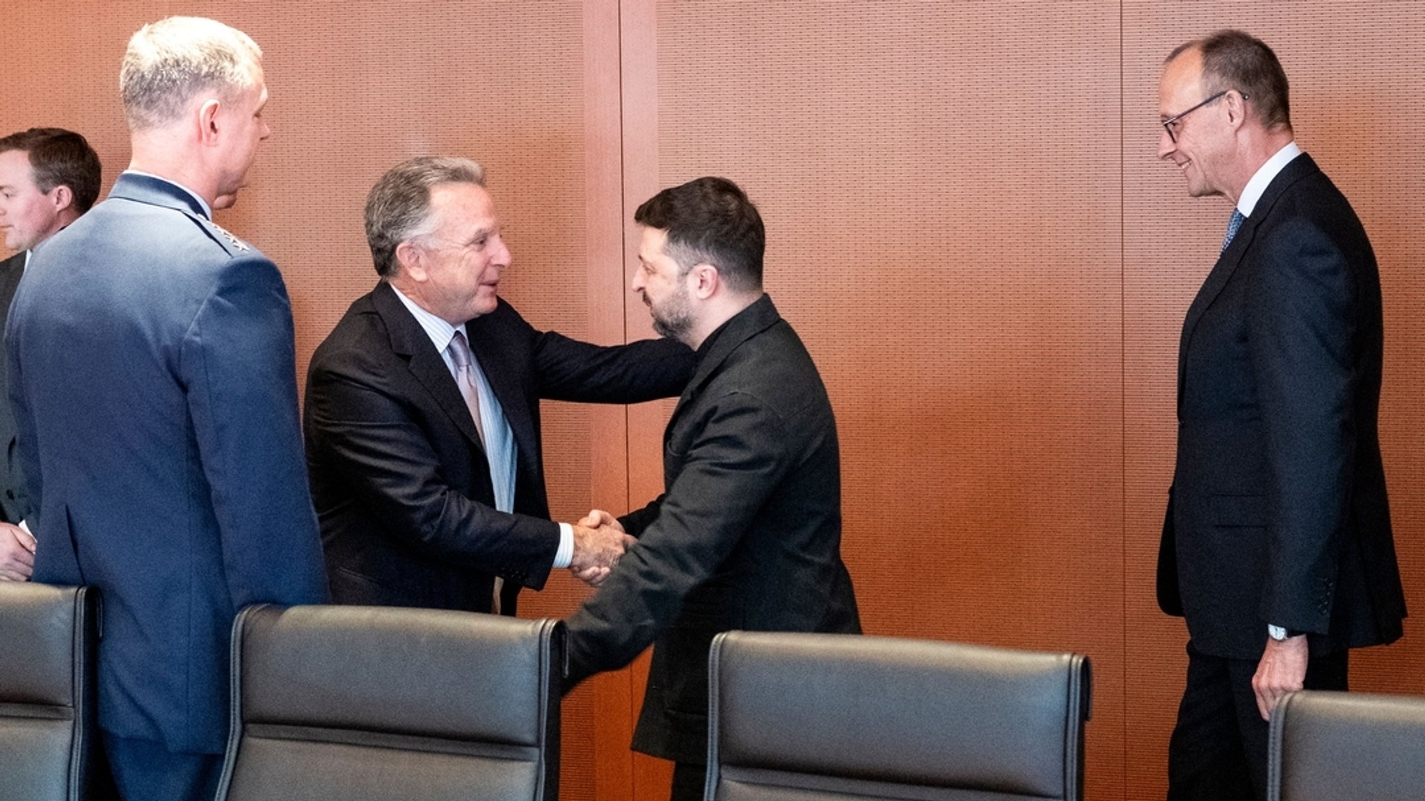 Selenskyjs Gespräche mit US-Gesandten in Berlin vorerst zu Ende