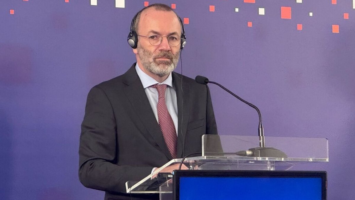 EVP-Chef Weber macht Druck für europäischen Atomschirm