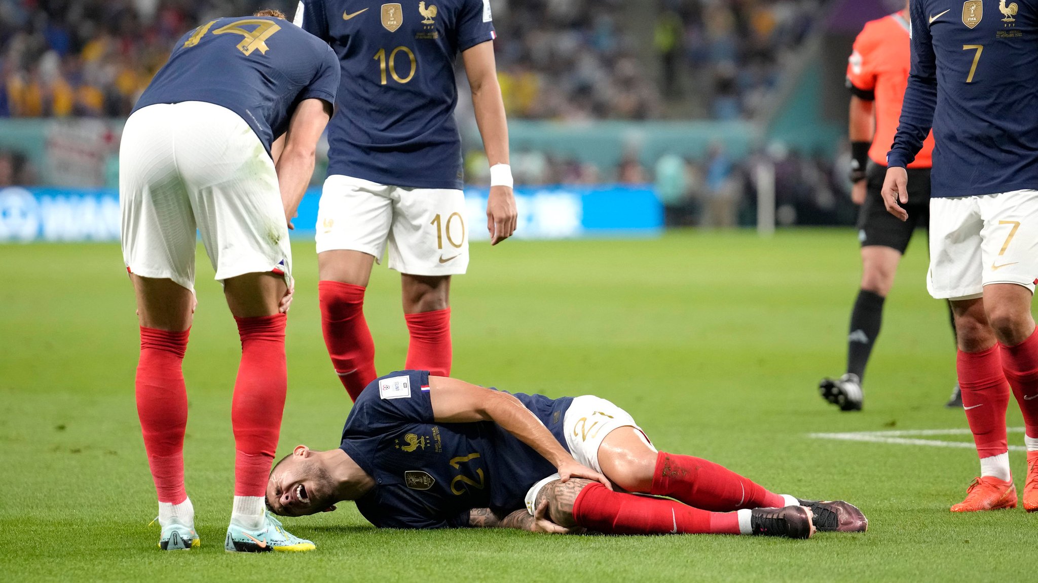 Lucas Hernández (Mitte)