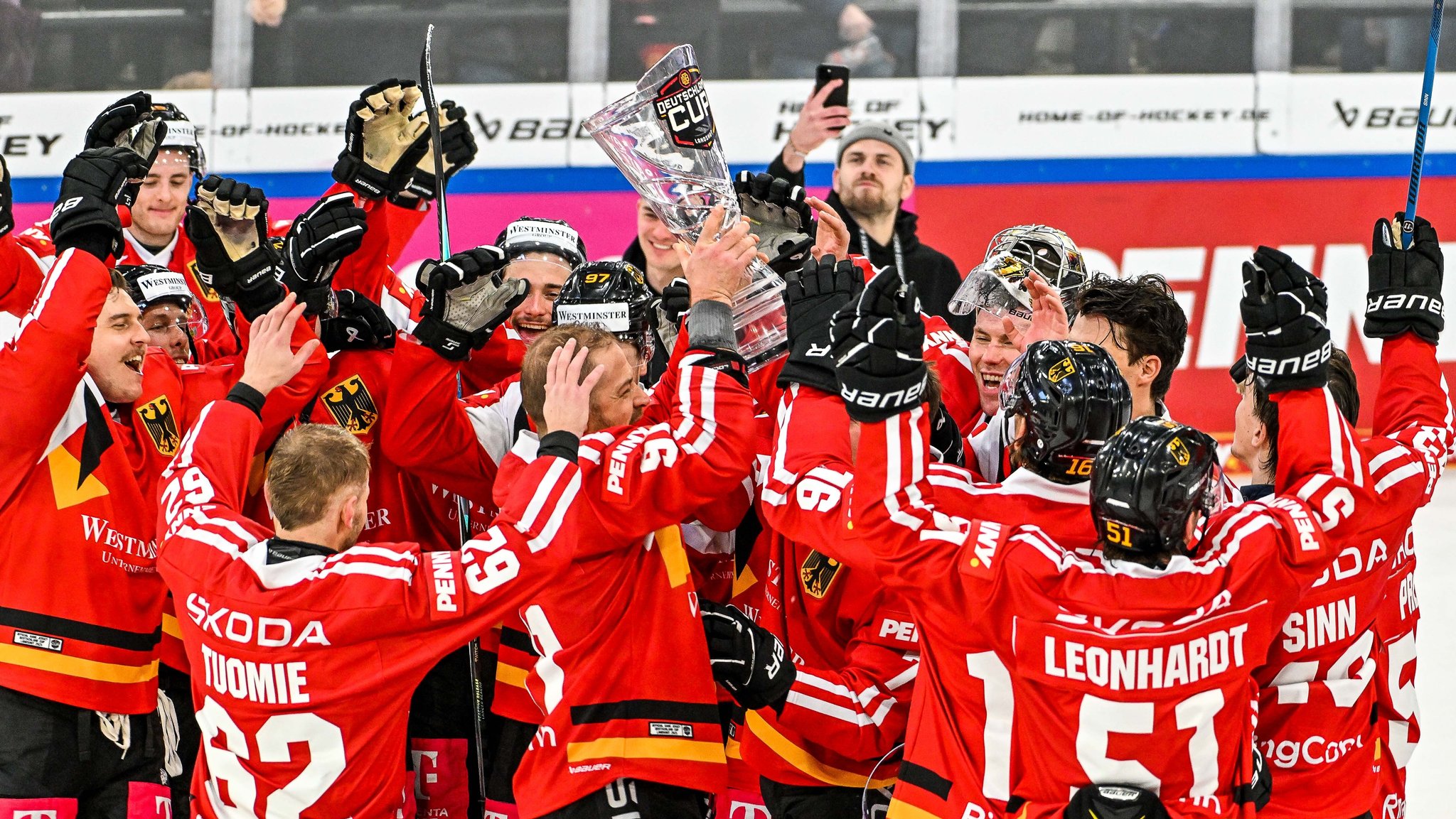 DEB Team gewinnt Deutschland Cup