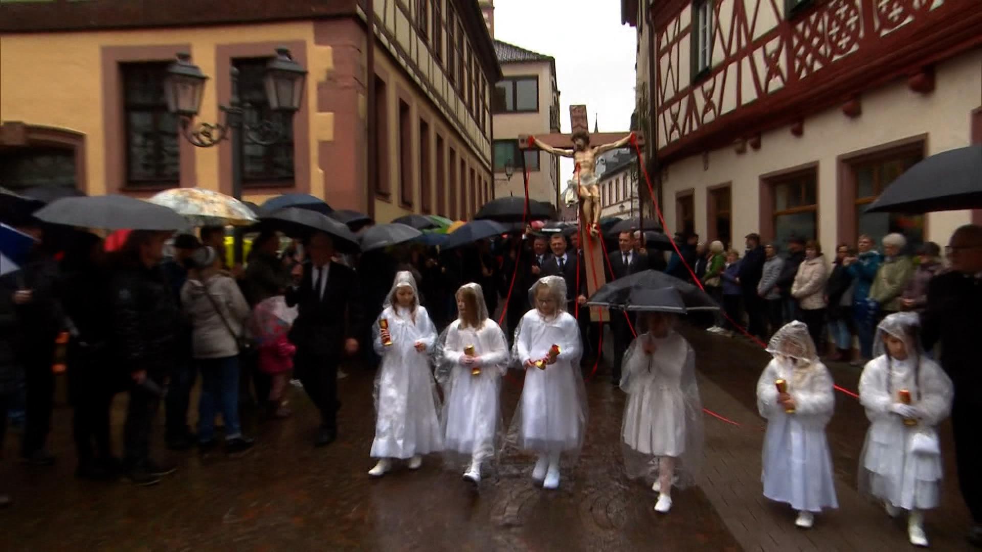 Karfreitags-Prozession in Lohr am Main