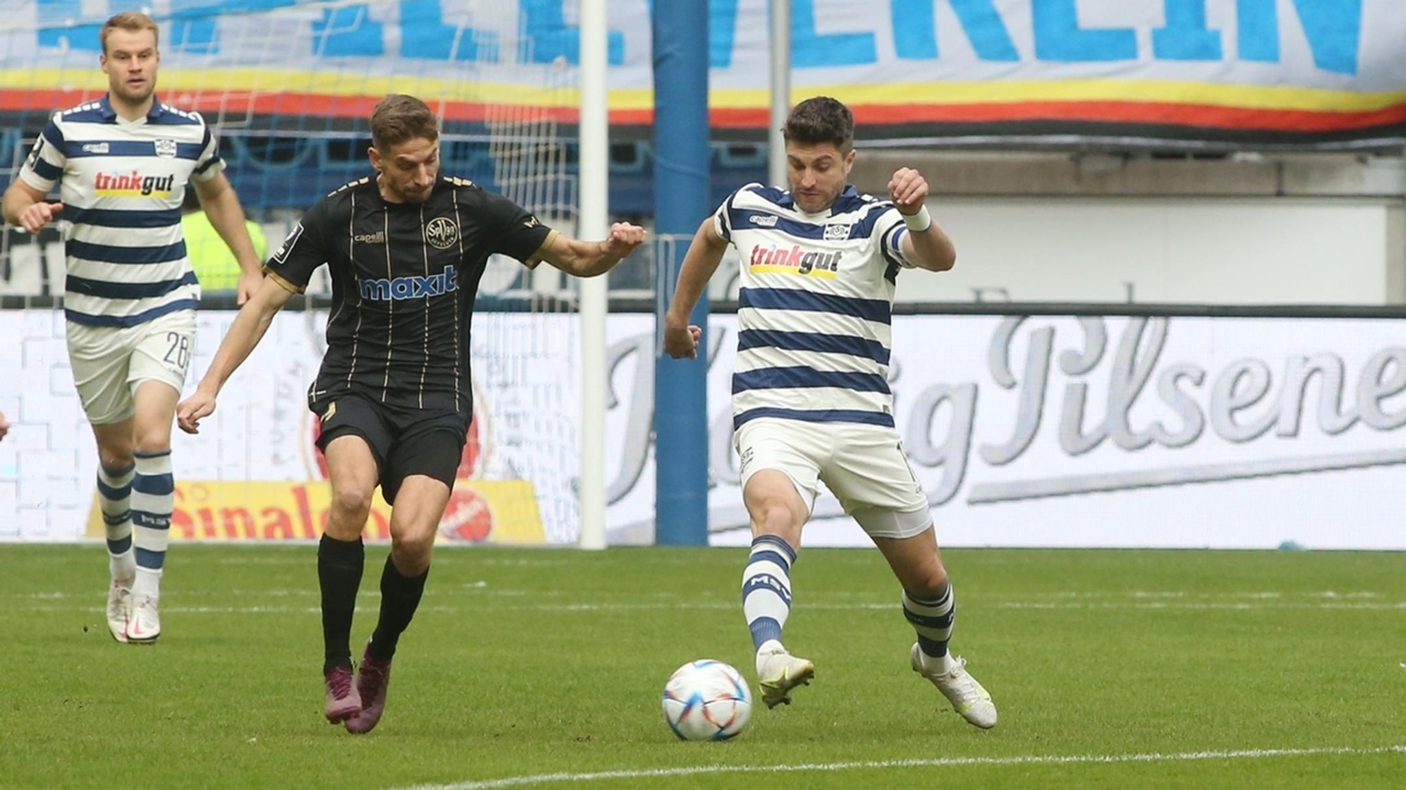 Spielszene MSV Duisburg - SpVgg Bayreuth