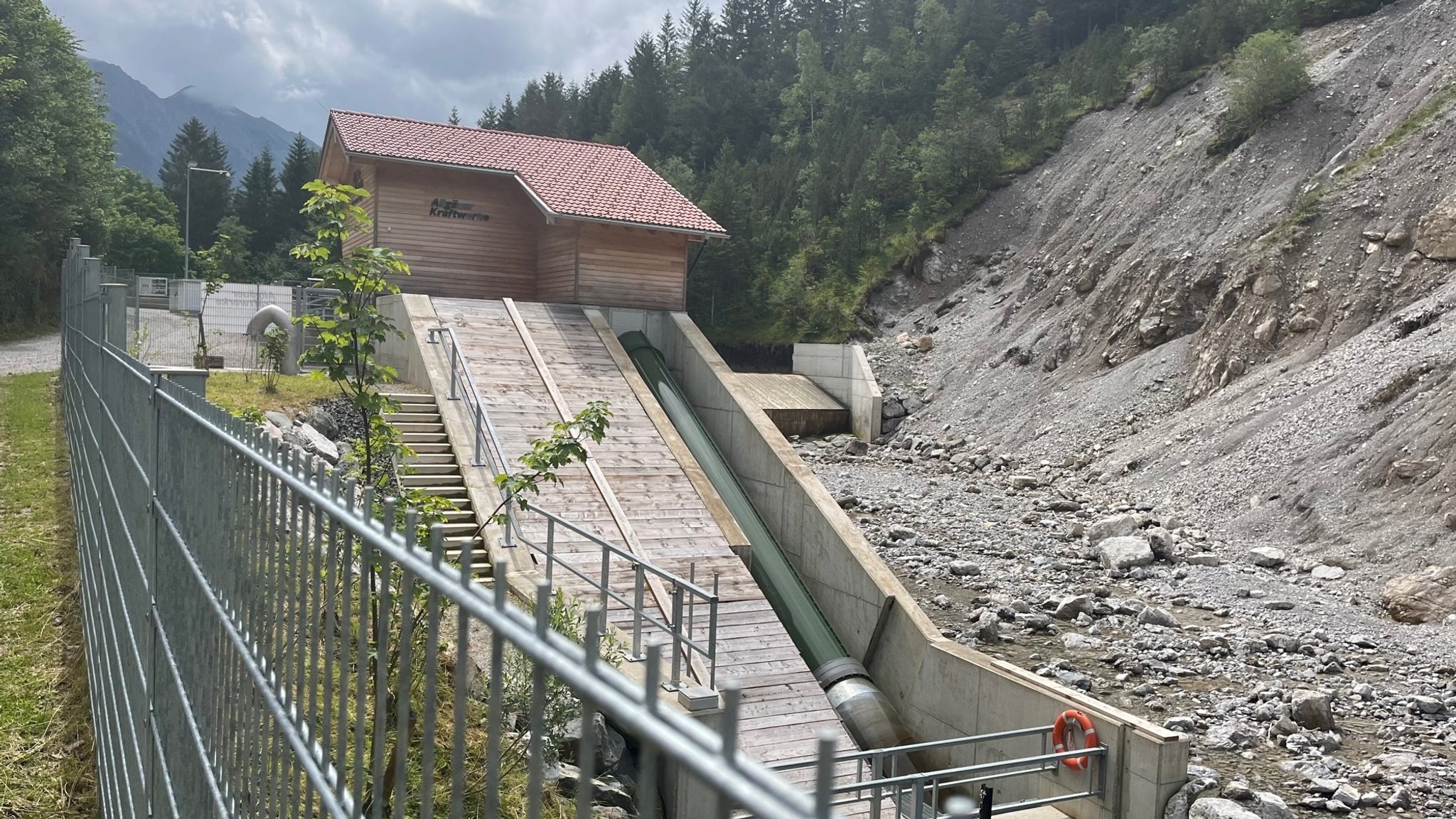 Altes Wasserkraftwerk ganz neu