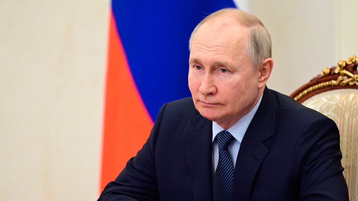 Auffällig abwesend: Experten über Putins "lähmende Untätigkeit"