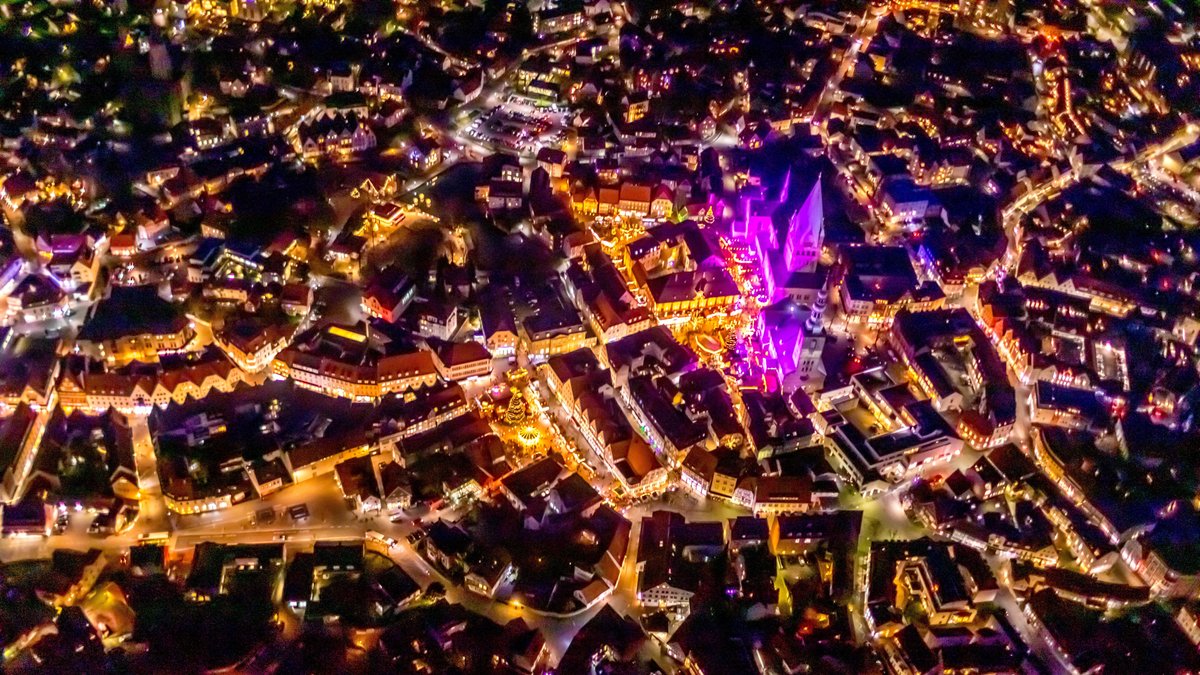 Kirche im Partyfieber? Warum es zwei Weihnachtsfeiertage gibt