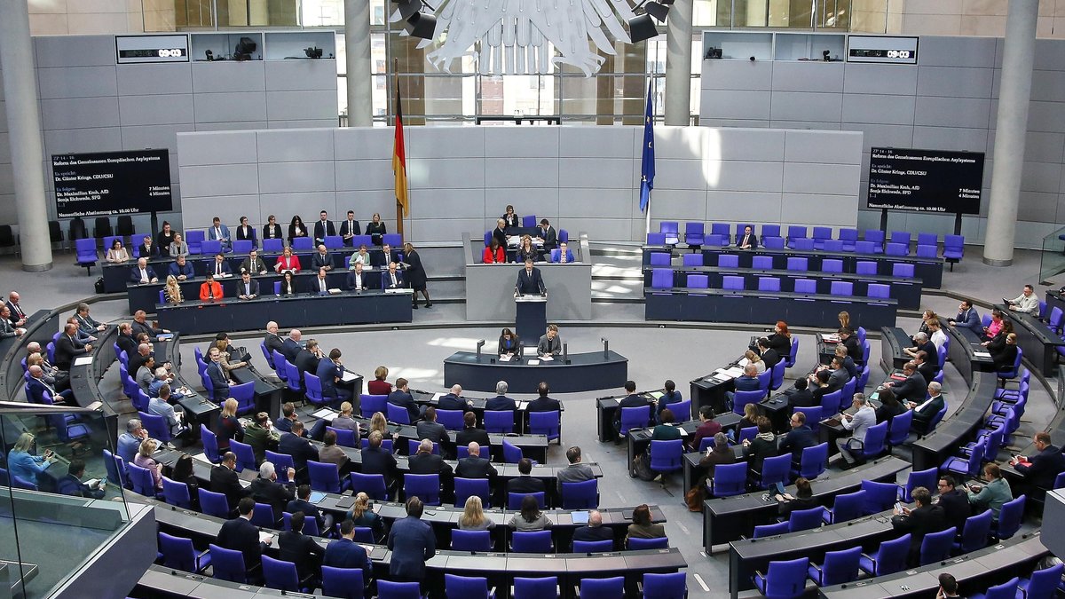 EU-Asylreform: Bundestag beschließt härtere Regelungen