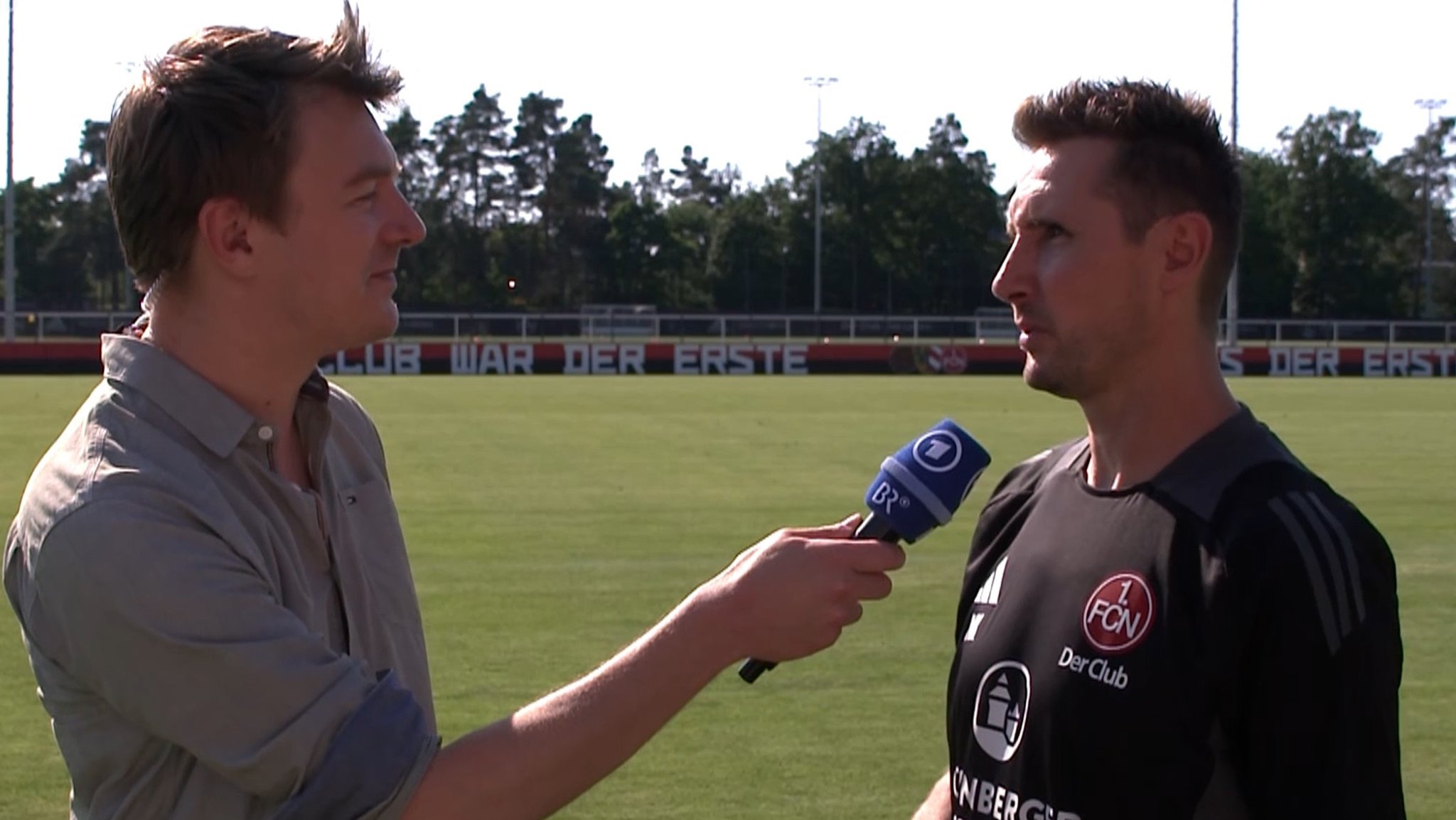 Daniel Peter interviewt Miroslav Klose.