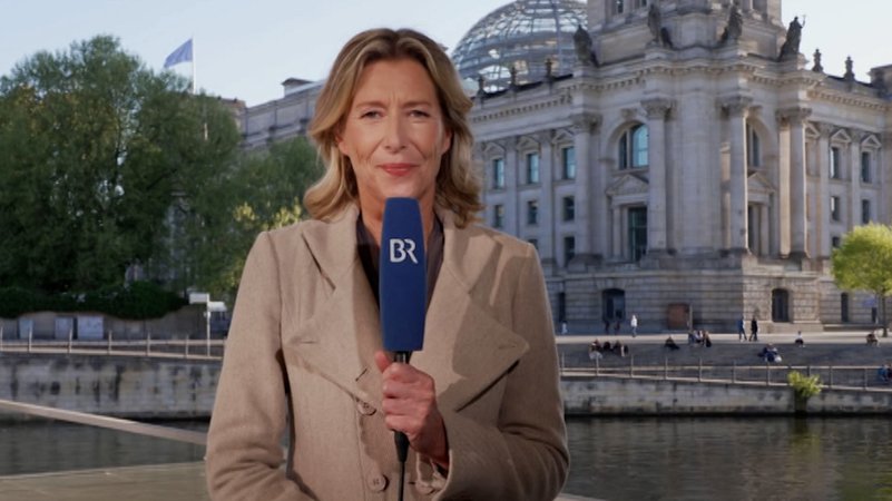 R-Korrespondentin Stephanie Stauss | Bild: Bayerischer Rundfunk 2025 R-Korrespondentin Stephanie Stauss