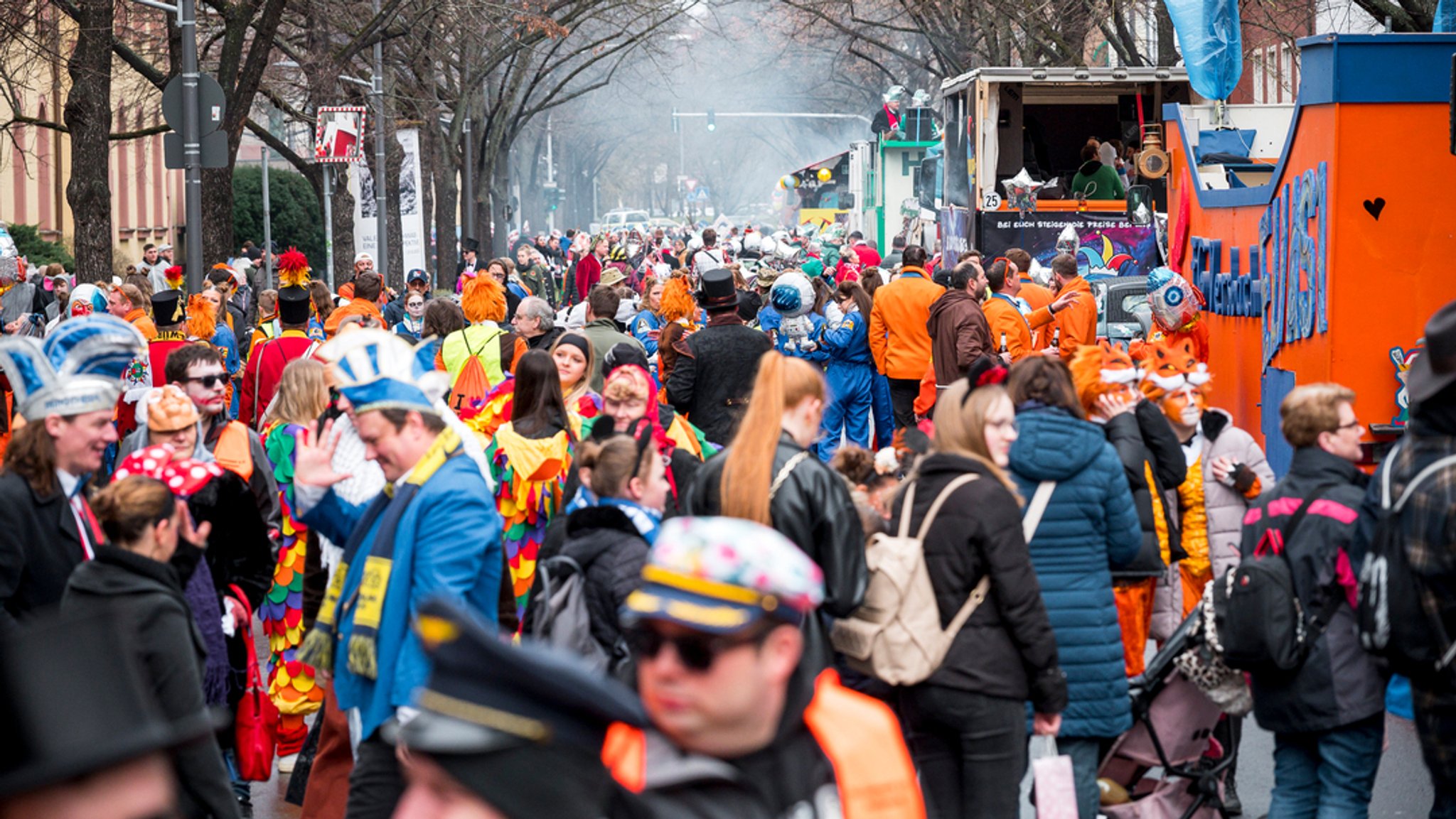 Debatte um Rassismus beim Fasching: "Gesellschaft ist sensibler"