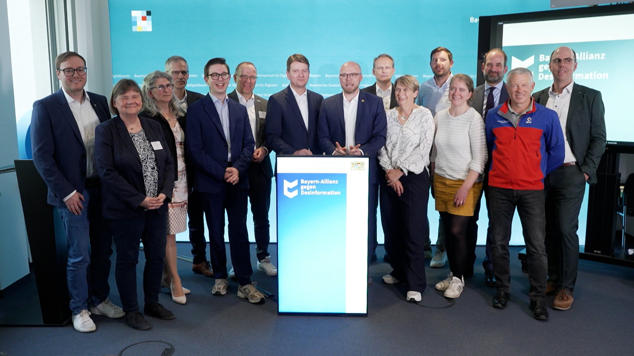 Fake News im Internet sind ein Problem für die Demokratie: Der Freistaat stellt dem die sogenannte Bayern-Allianz gegen Desinformation entgegen.