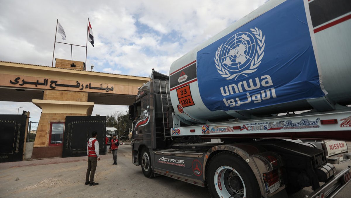 Länder stoppen Gelder: UN-Mitarbeiter an Hamas-Terror beteiligt?
