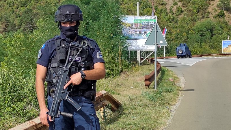 Der Konflikt im Kosovo ist erneut eskaliert. Bei einem Schusswechsel mit der Polizei gab es vier Tote.