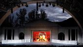 Zu sehen ist eine Theaterinszenierung im Oberammergauer Passionstheater | Bild:Bild: Passionstheater Oberammergau