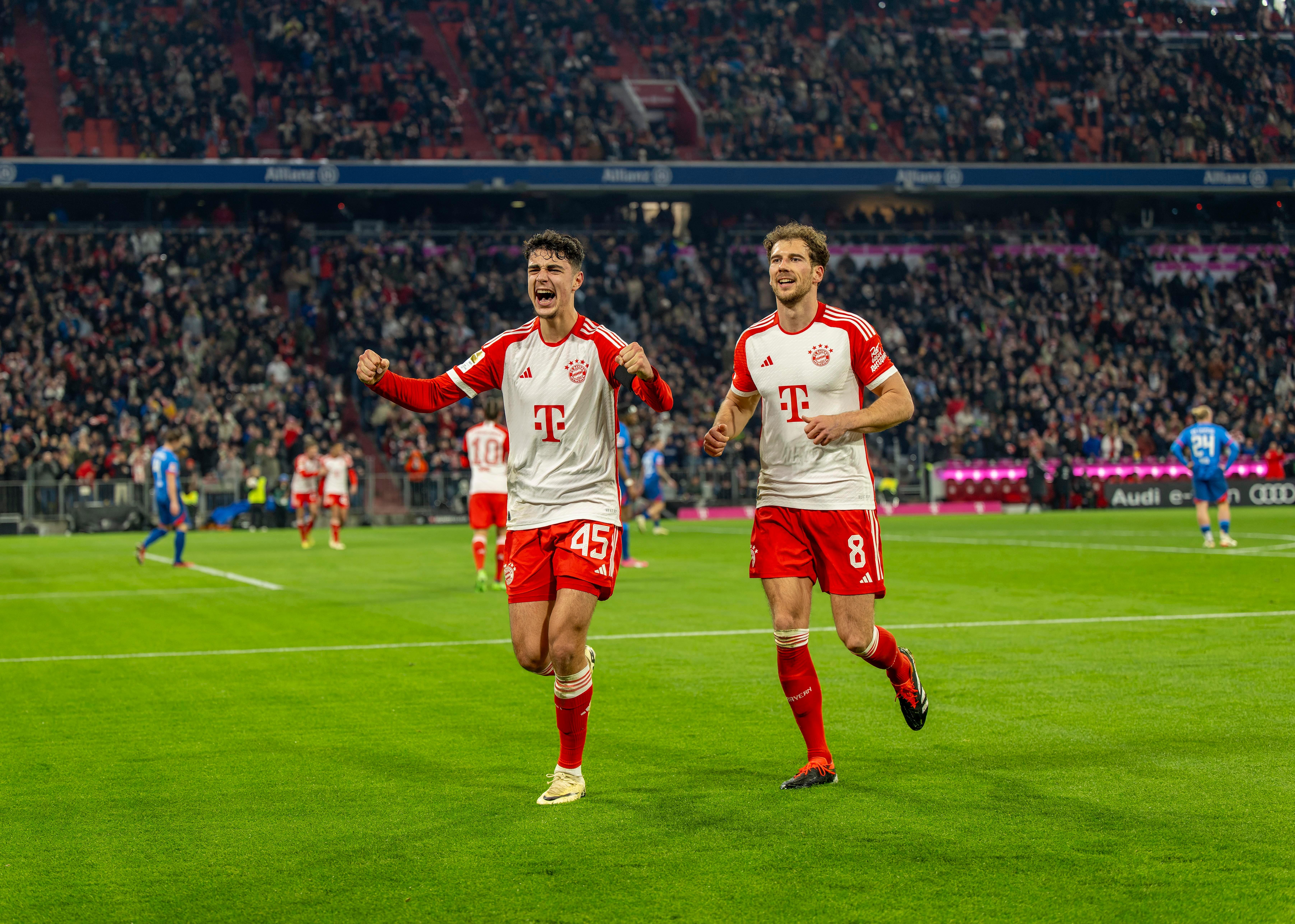 Aleksandar Pavlovic (l.) oder Leon Goretzka? 